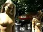 Desnudas en la calles